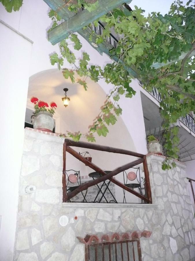 Residenza Antico Borgo Del Pozzo Aparthotel Tramonti Exterior photo