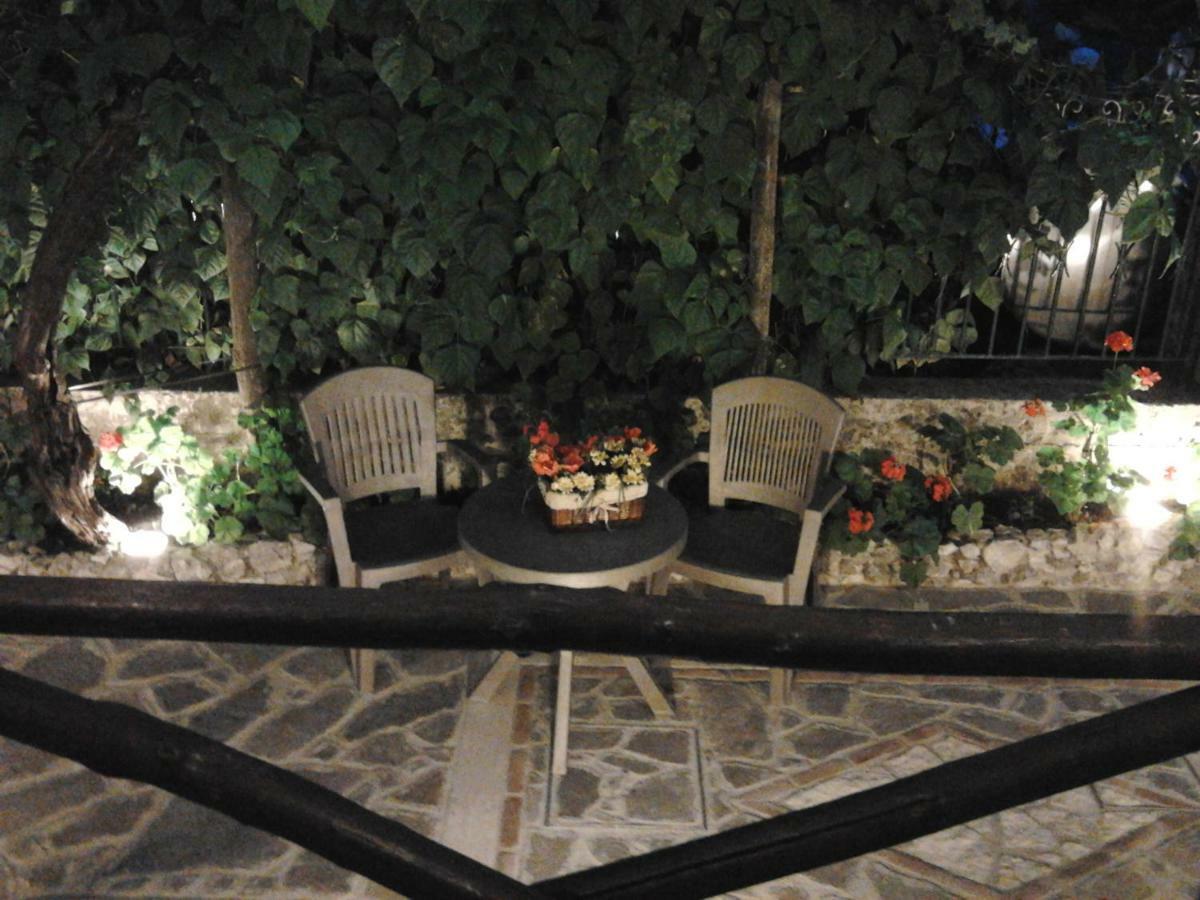 Residenza Antico Borgo Del Pozzo Aparthotel Tramonti Exterior photo